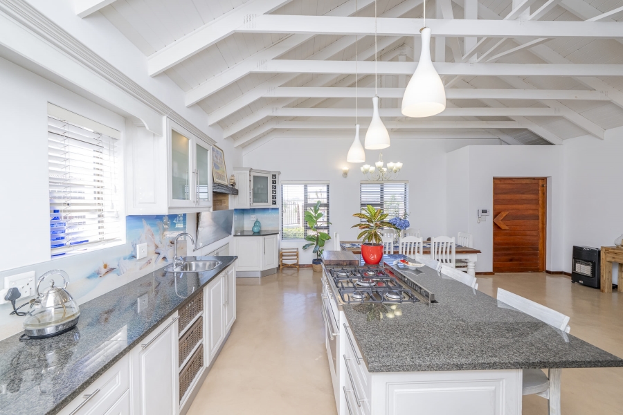 3 Bedroom Property for Sale in Protea Heights Western Cape